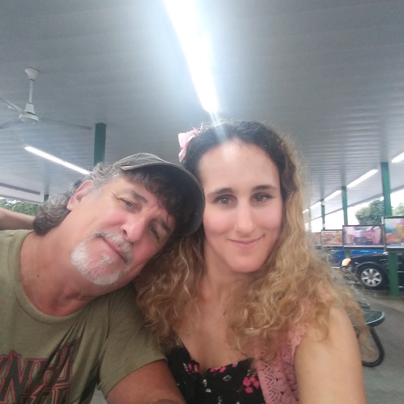 Meet your Posher, Chasnicole - Picture 1 of 1